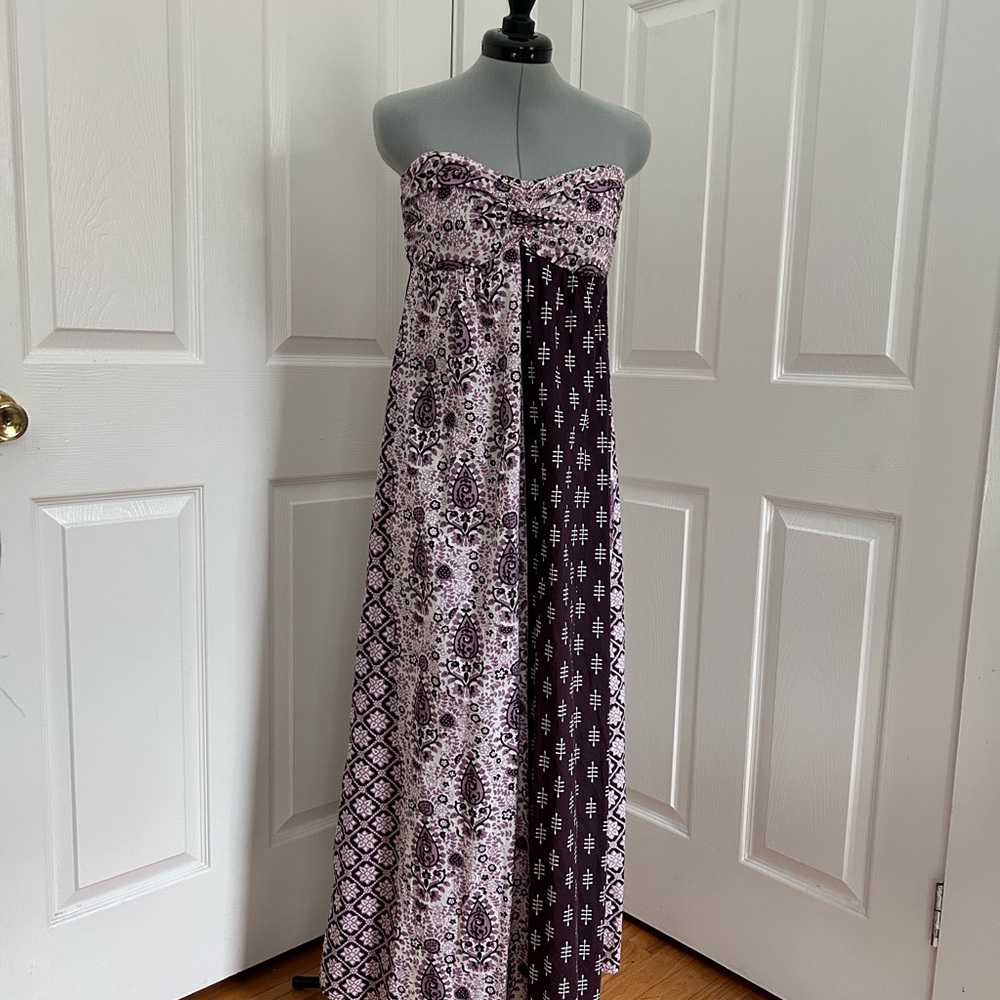Elegant Strapless Purple Patterned Dress